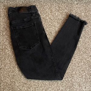 Madewell Black 10” High Rise Button Fly Skinny Jeans